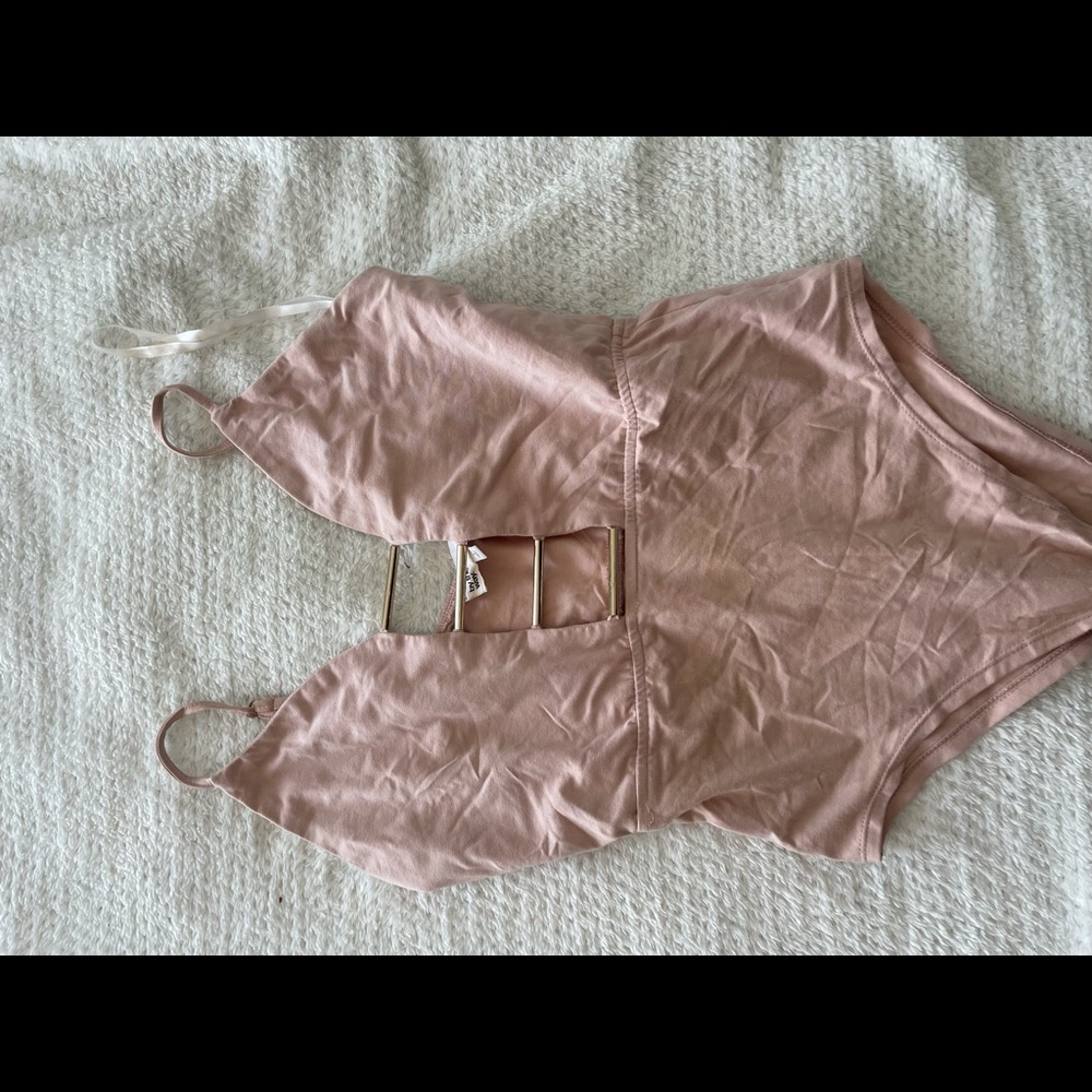 By The Way pink crop top size S